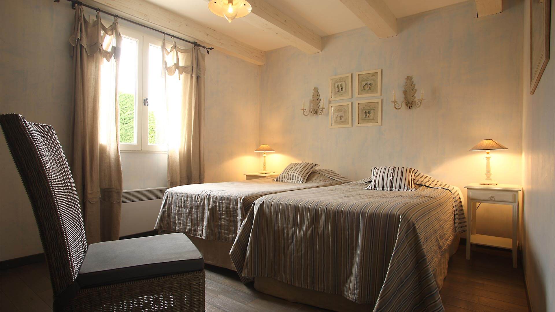 Location saisonnière maison Alpes de Haute Provence | Villa terre d'orange | Chambre deux lits