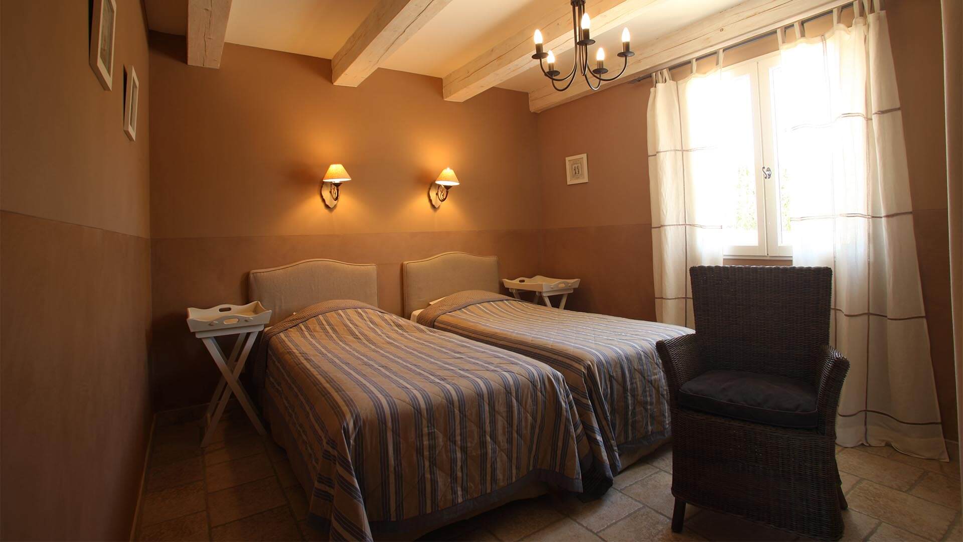 Location vacances particulier Provence | Villa terre d'ombre | Chambre deux lits simples