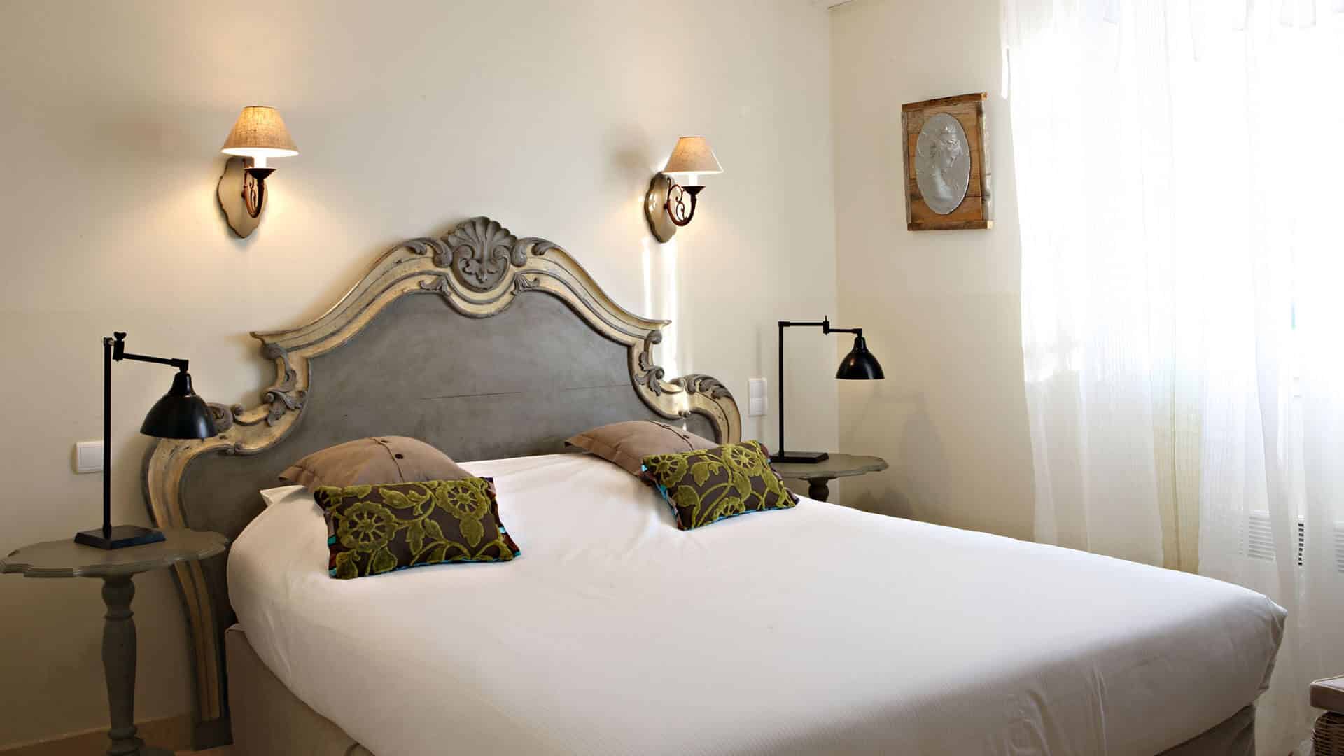 Location vacances particulier PACA | Villa blanche | Chambre double de charme