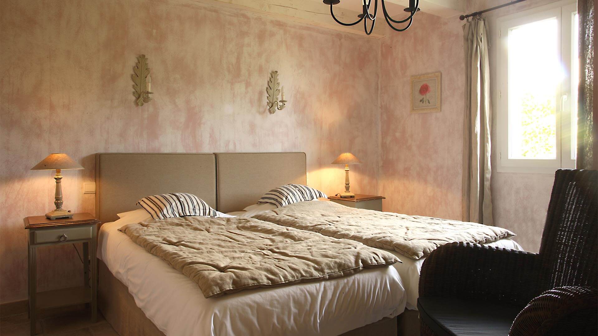 Louer maison de vacances T3 04 | Villa terre nature | Chambre lit double