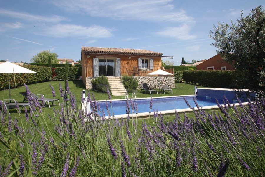 Location saisonnière maison Provence Alpes Côte d'Azur | Villa terre d'orange | T3 Jardin et piscine