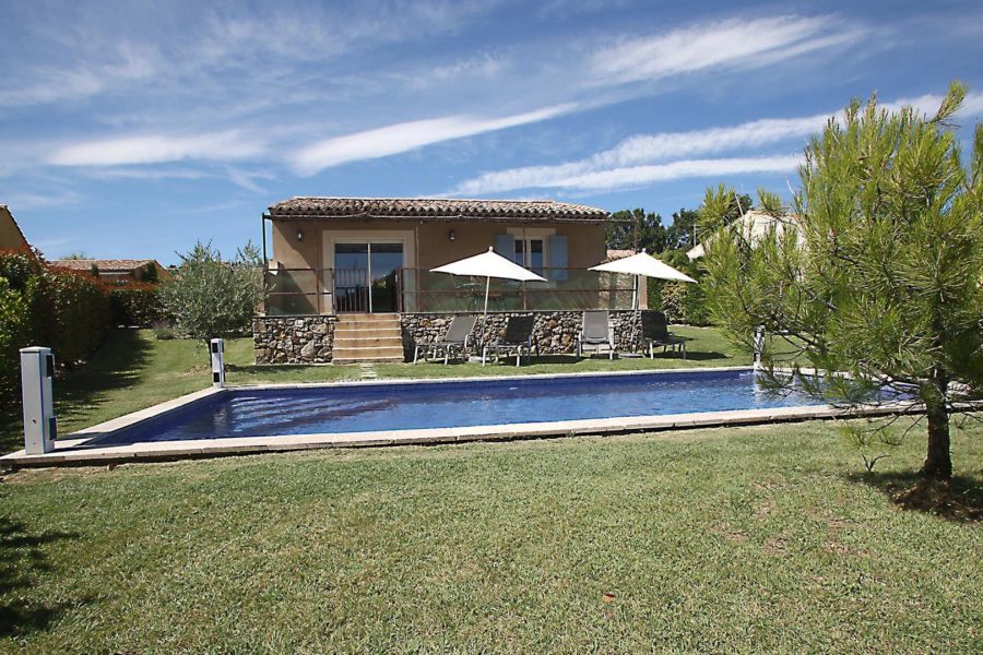 Louer maison de vacances T3 Haute Provence | Villa terre nature | Jardin et piscine